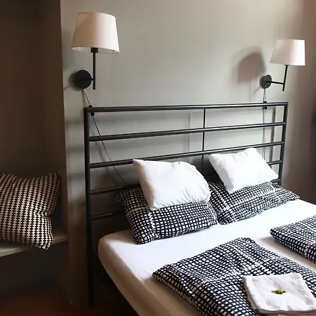 אכסניה Zeppelin *