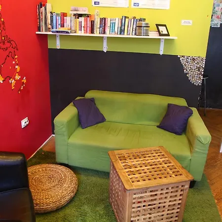 Hostel Zeppelin
